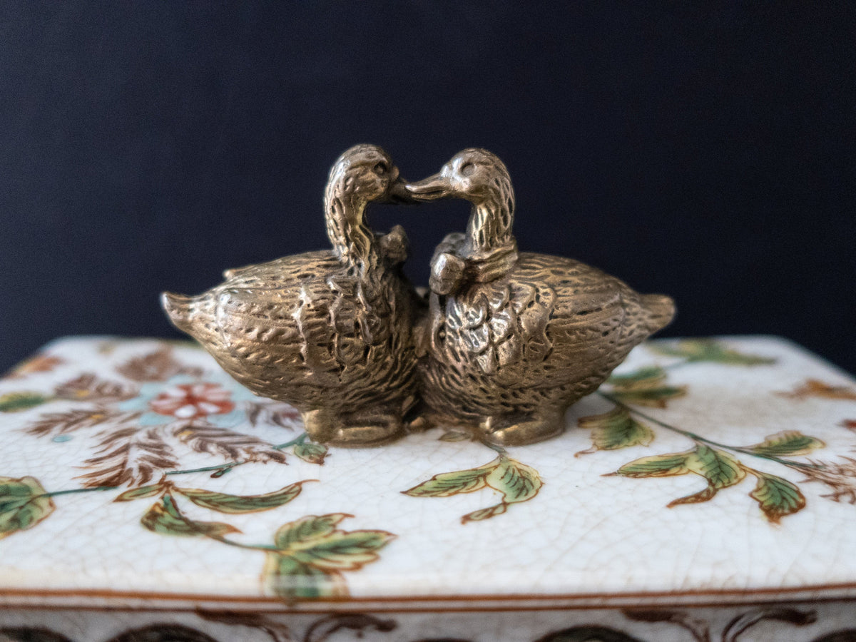 Vintage Wong Lee Hand Painted Porcelain Box With Bronze Swans WL