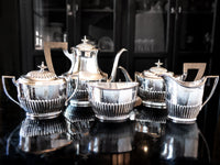 Antique Edwardian Queen Anne Style Silver Plate Tea Set Coffee Service Reed And Barton Tea and Coffee Sets