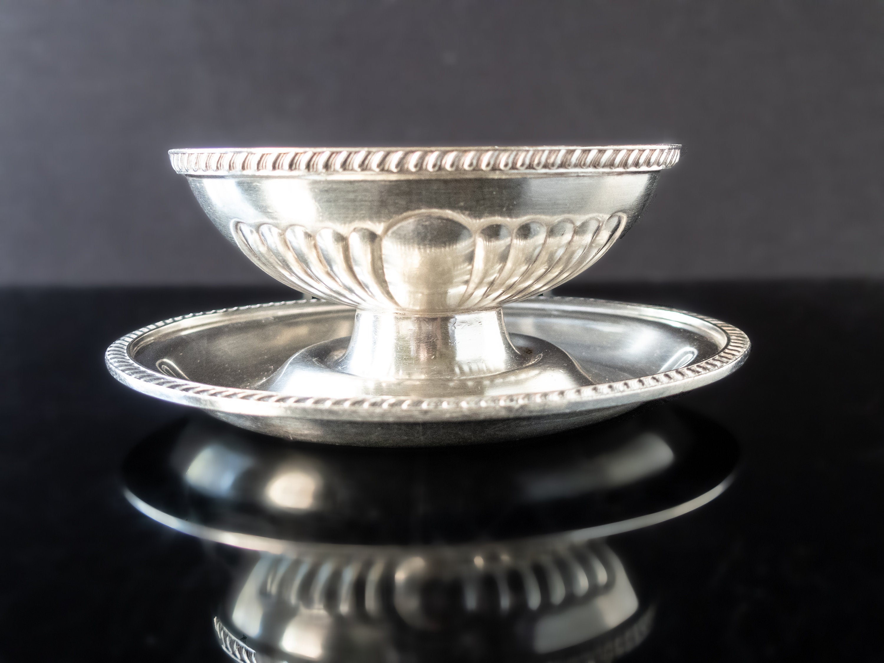 Reed Barton Silver Soldered Gravy Bowl Plate US Navy Or Hotel Type