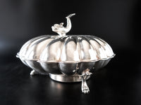 Vintage Electric Silver Plate Shell Shaped Bun Warmer With Koi Fish Finial Dining & Serving
